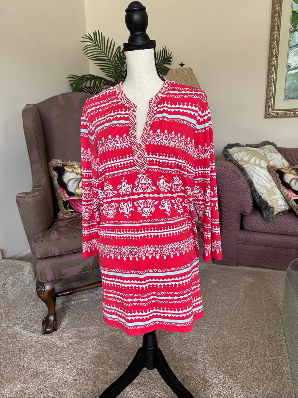 J. McLaughlin Red and White Printed V-Neck Tunic